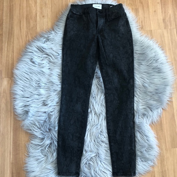 FRAME Denim Le Skinny de Jeanne Skinny Jean Snakeskin Print Tonal Python - Picture 2 of 12